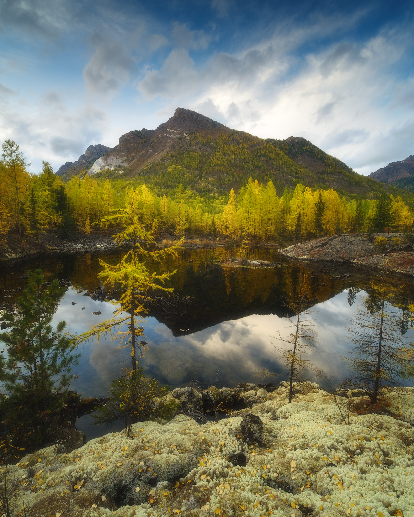 Фото республики бурятия. Озеро олон Нур Бурятия. Окинский район Бурятия природа. Долина лавовых озер Бурятия. Окинский район Республика Бурятия горы.