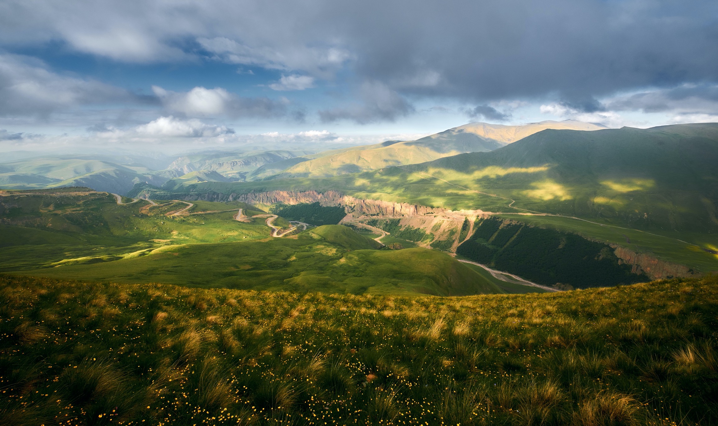 Кбр. Кабардино-Балкария предгорья. Гора Нартан Кабардино-Балкария. Степи Кабардино Балкарии. Джилы Су пейзажи.