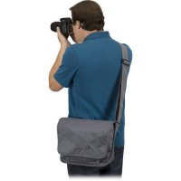 lowepro exchange messenger_3.jpg