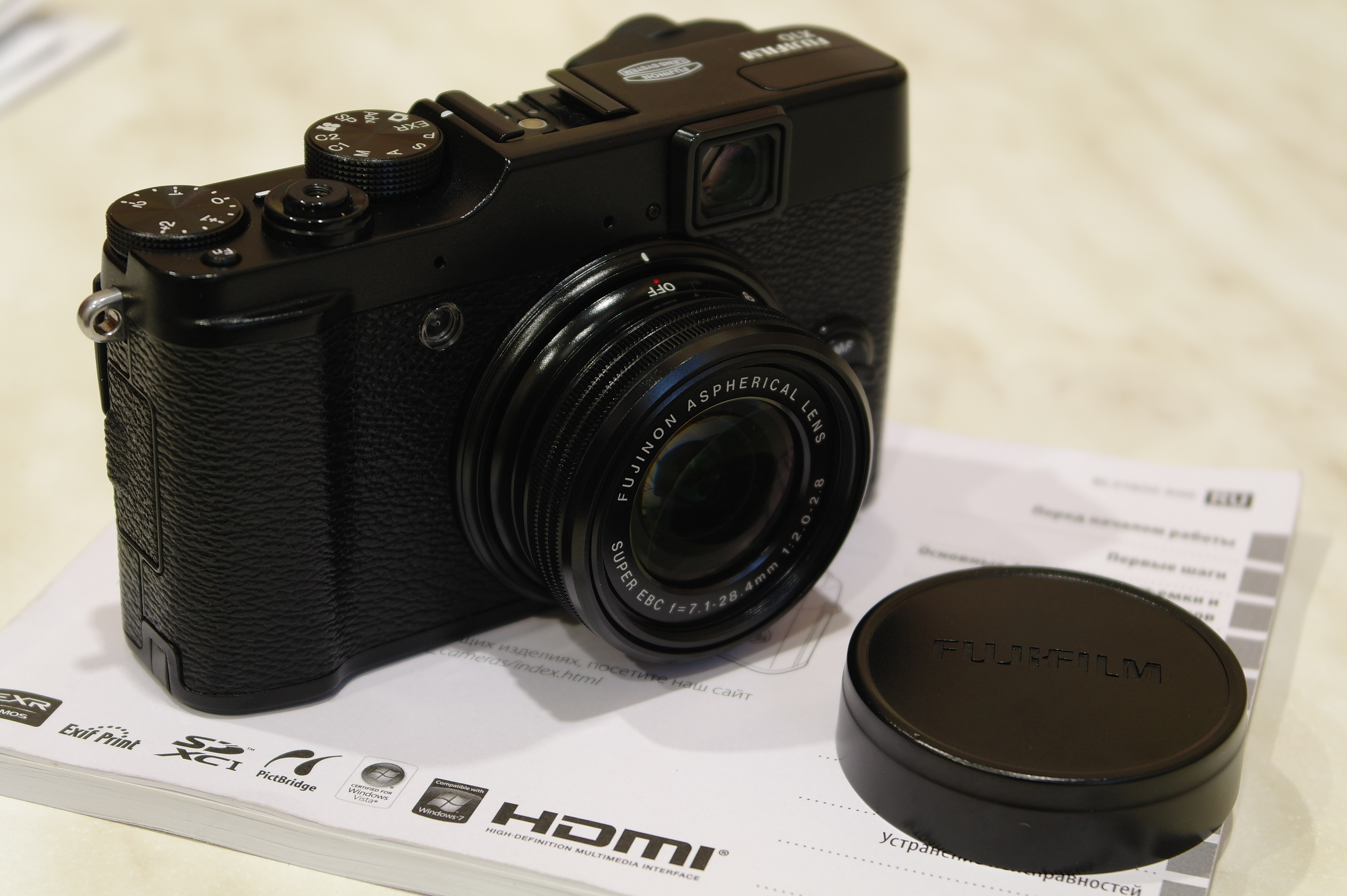 Fujifilm x10