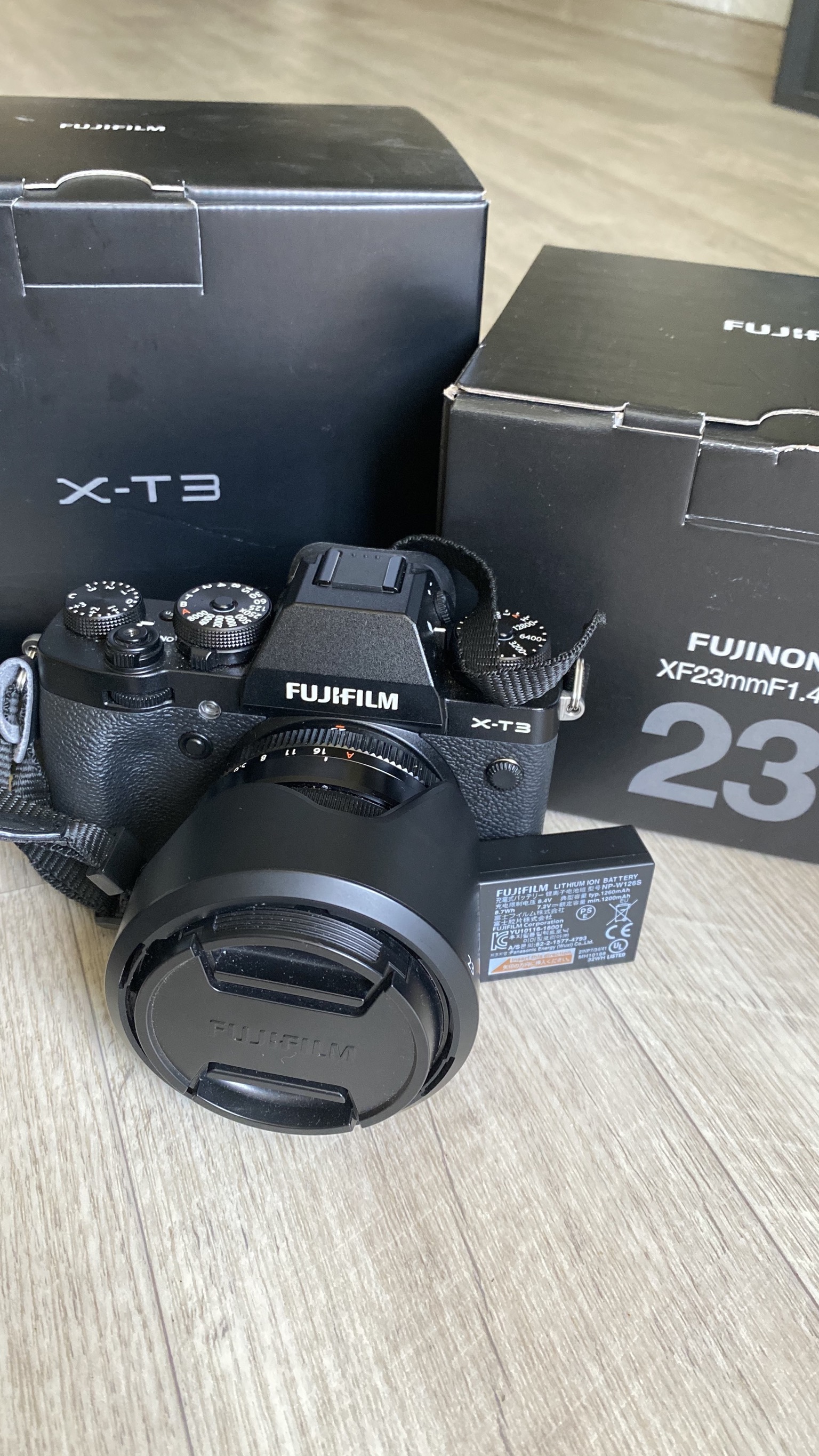 Fujifilm X-T3+Fujinon 23/1.4+Доп аккумулятор (2019 год)