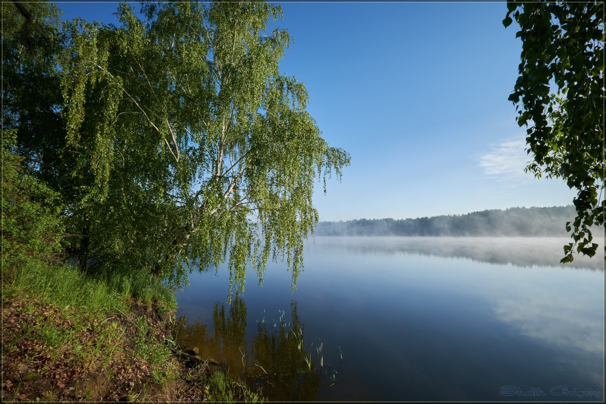 Касаясь воды