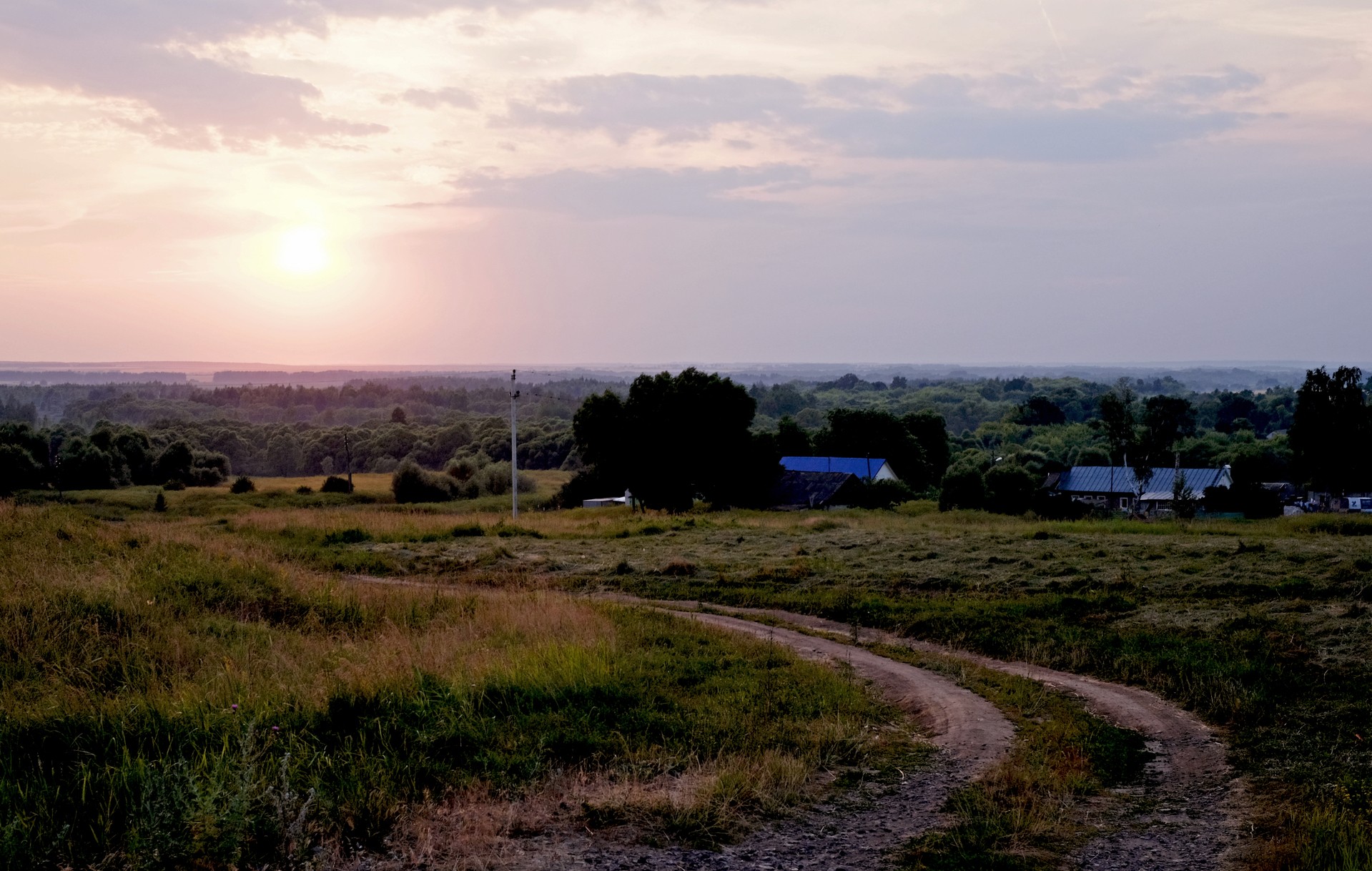 Село солнце за село...)))