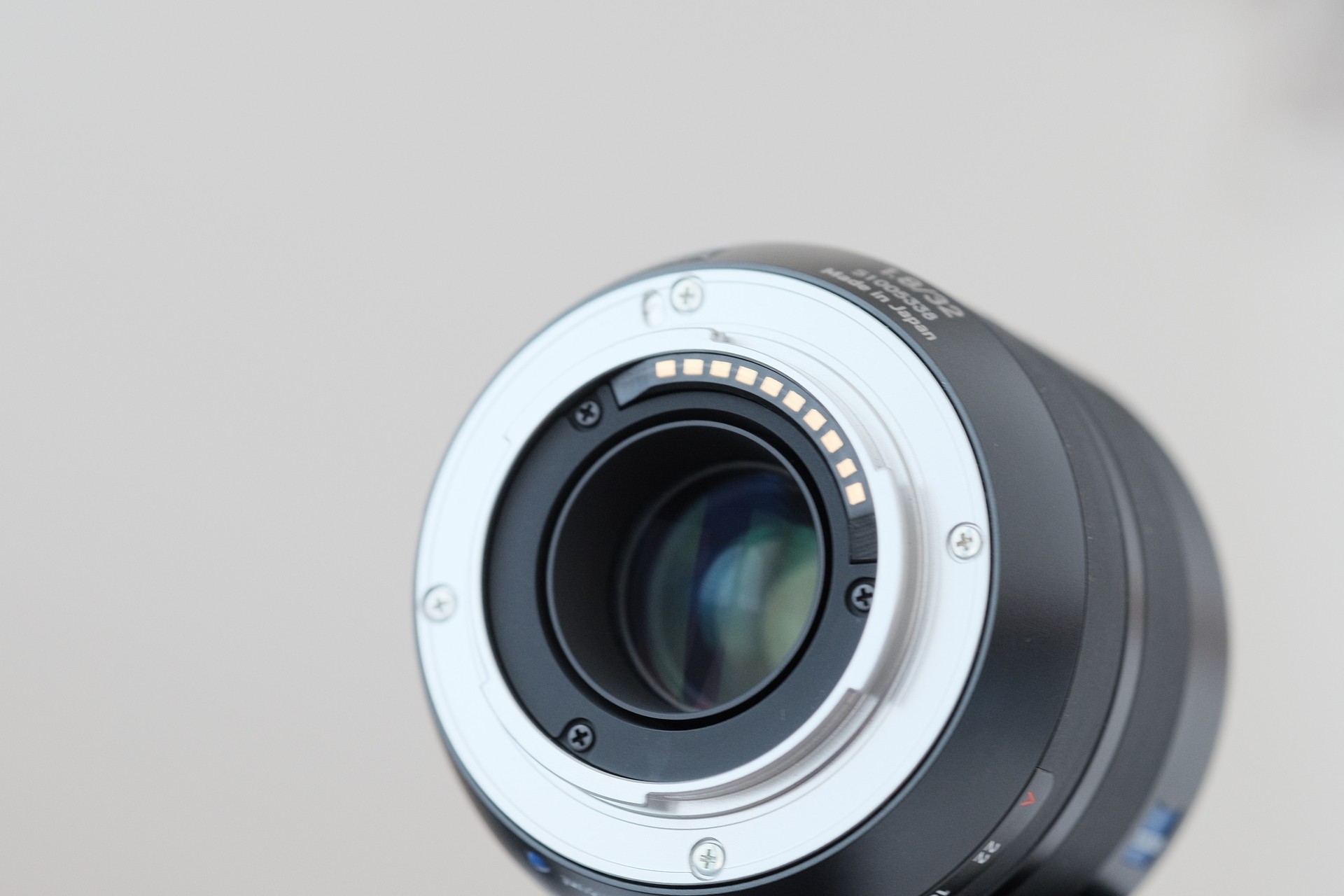 touit XF32/1.8
