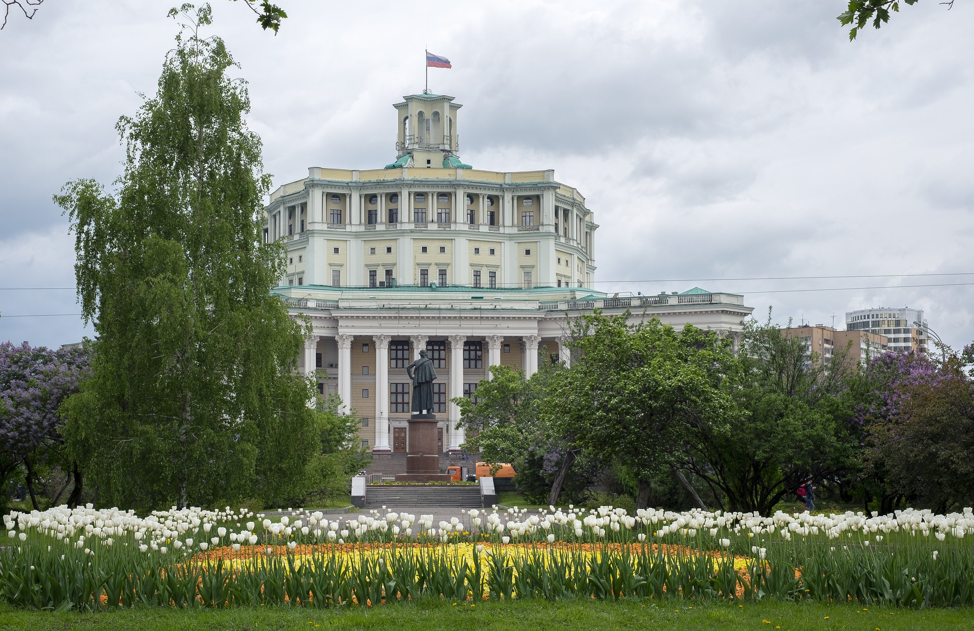 Москва, Суворовская площадь