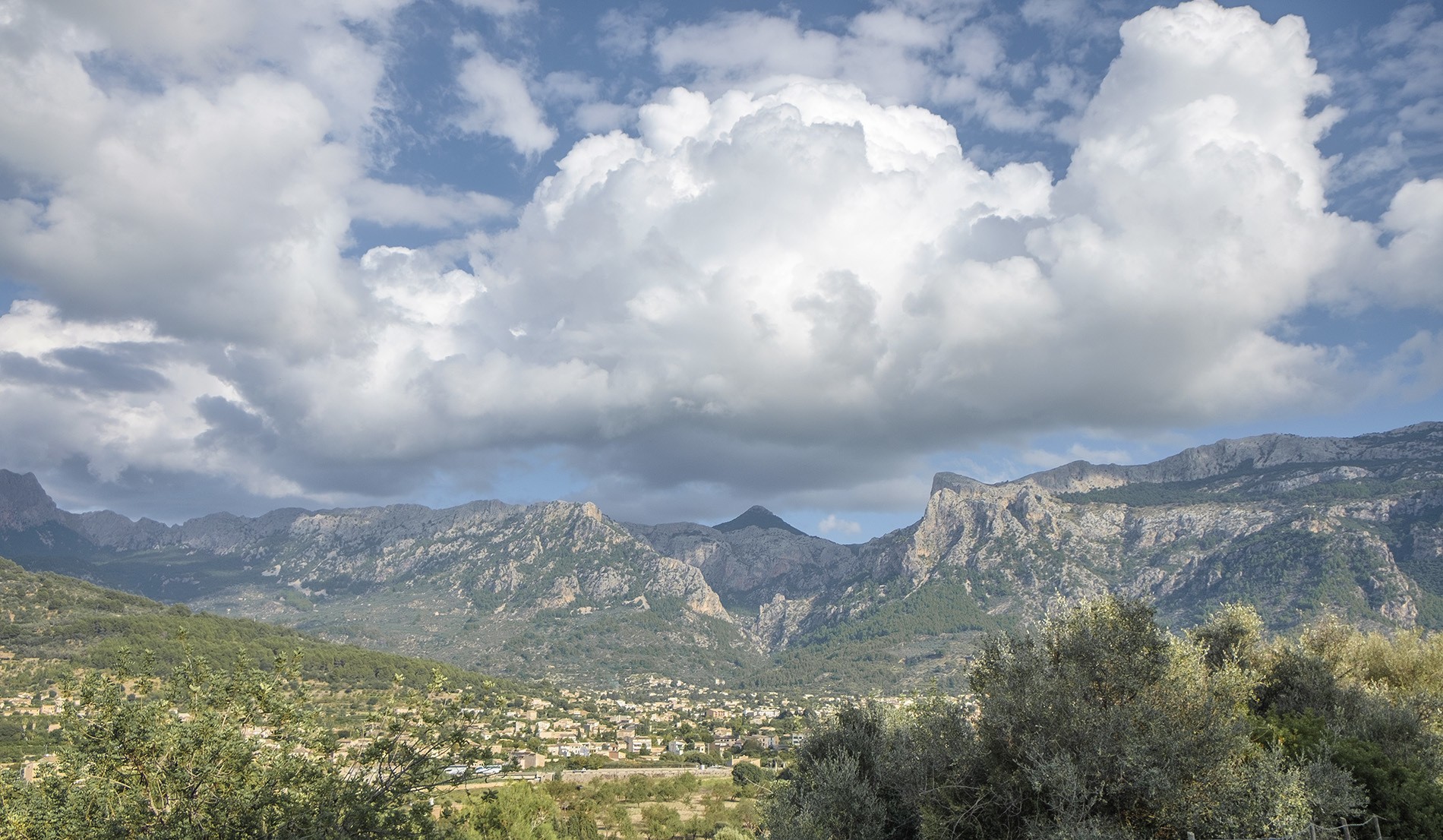 Горы на западе острова Mallorca