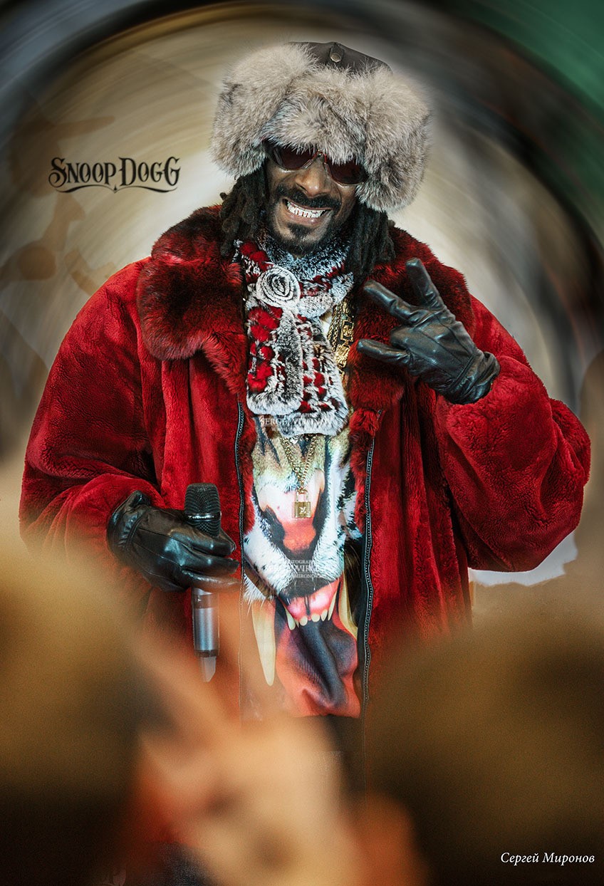 Репер... Snoop Dogg Настоящее имя: Келвин Кордозар Бродус-младший