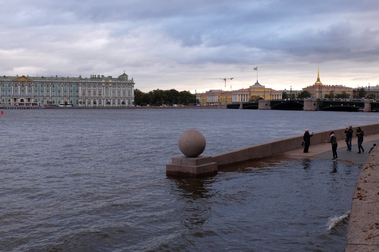 Питерским вечером..)