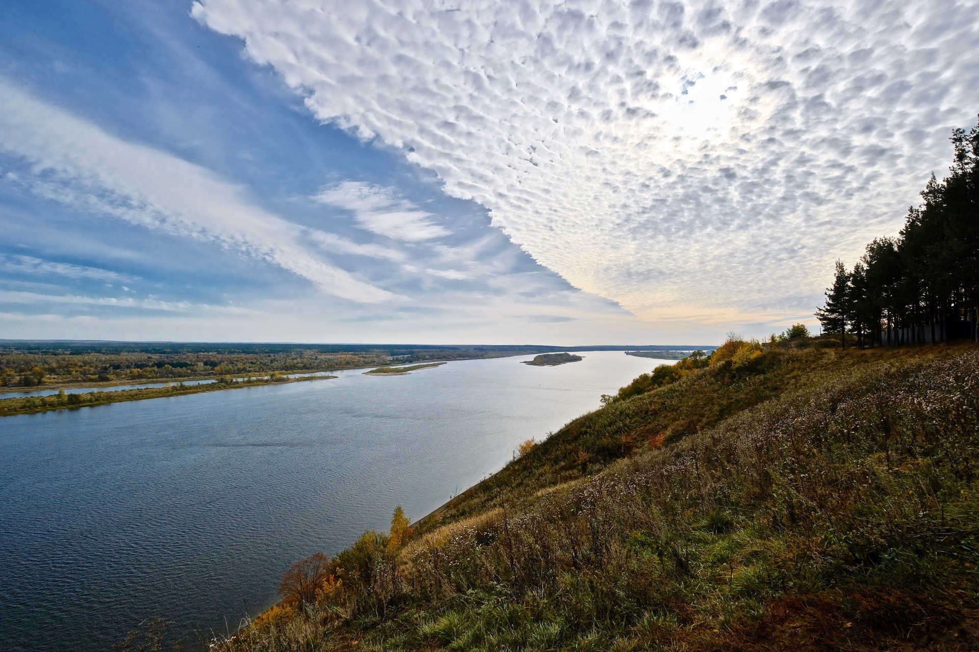 Кама осенью