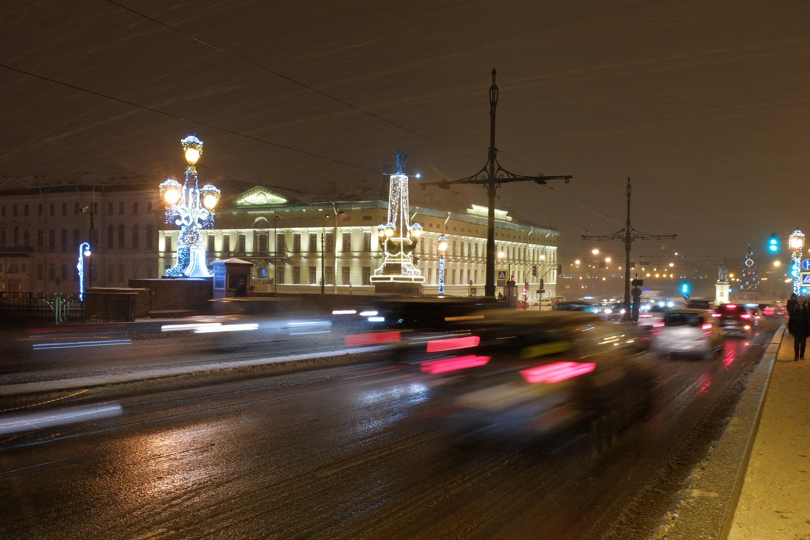 Чуть с моста не сдуло..))Метель