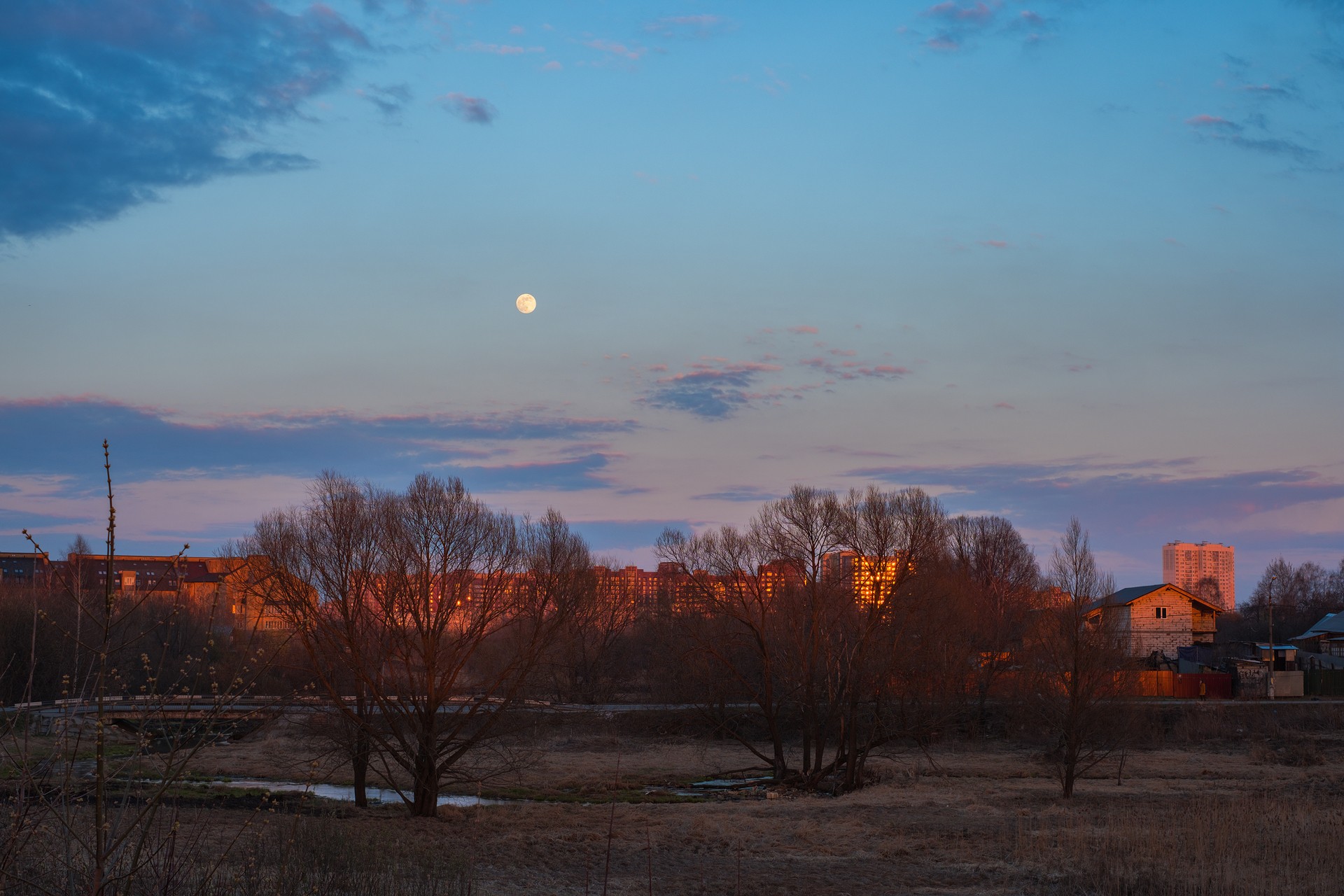 В лучах заката