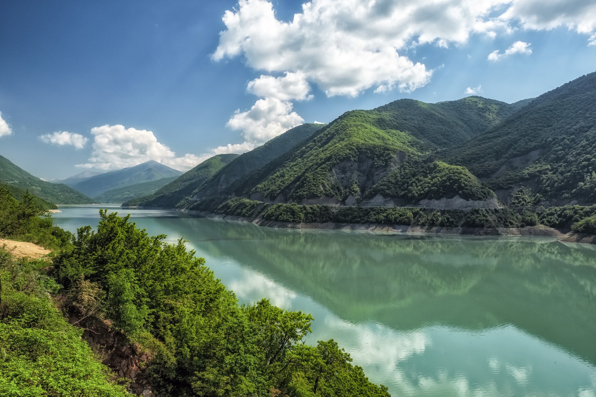 Тбилисское водохранилище (море)