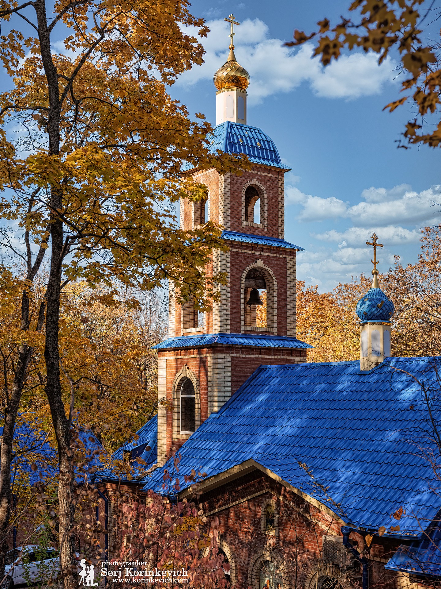 Церковь на пещерах.