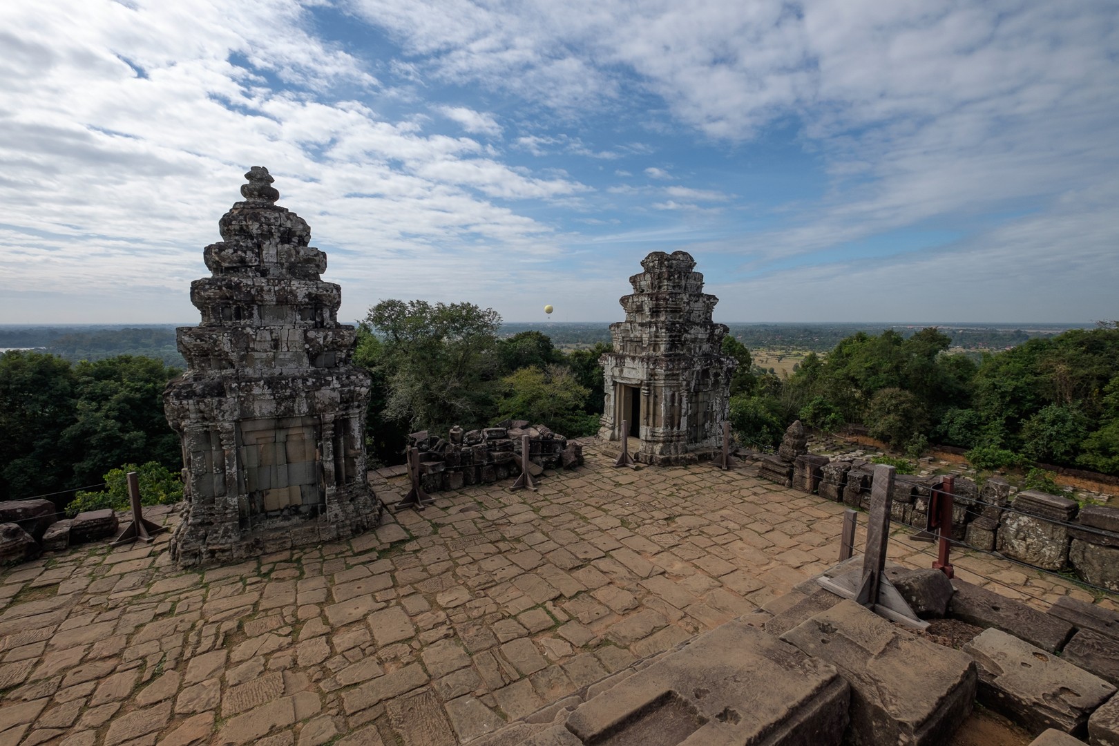 Phnom Bakheng 2